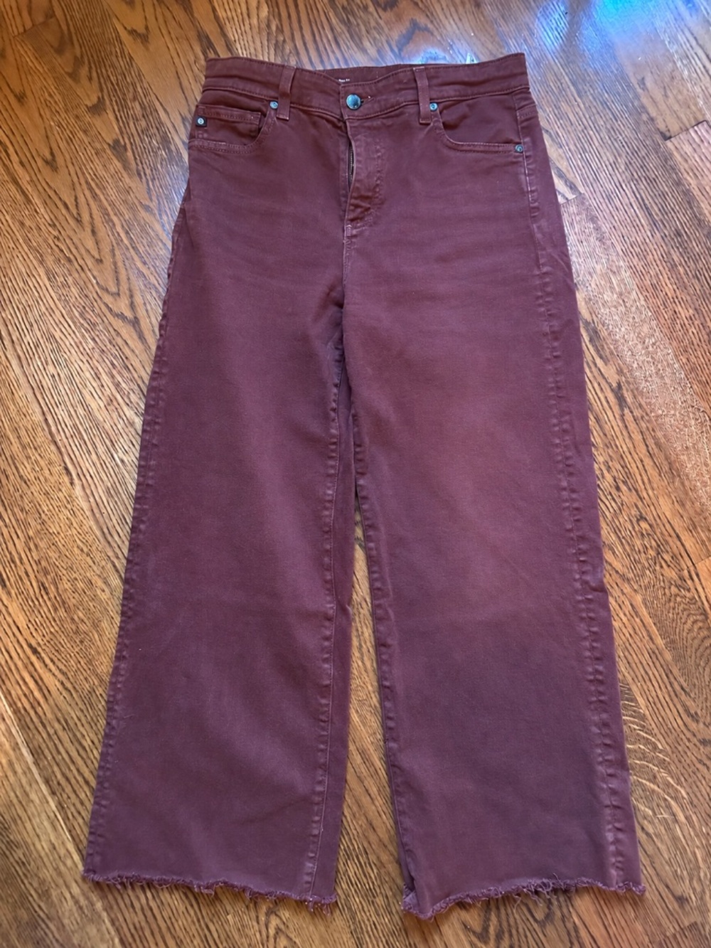 AG Adriano Goldschmied Burgundy Wide-Leg Ankle Jeans — Size 28